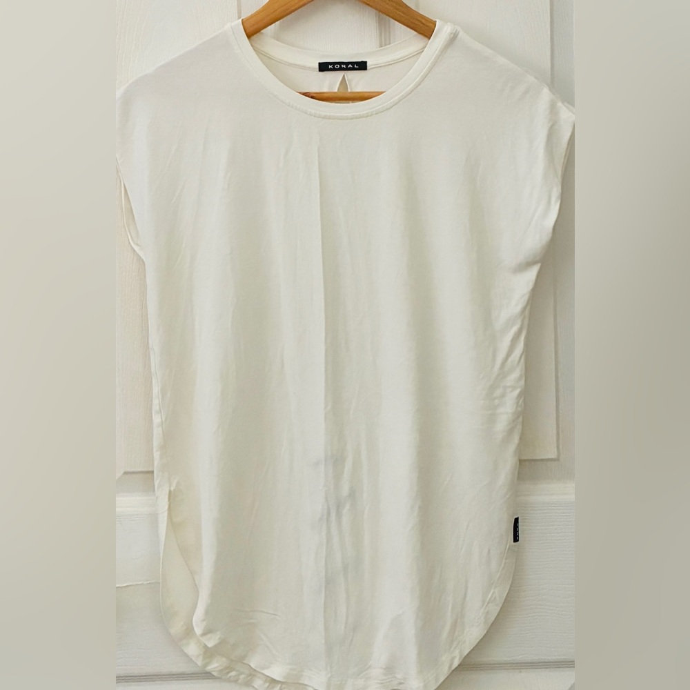 Koral Cream Short Sleeve Tee